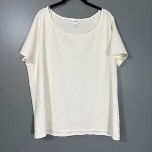 Jaclyn Smith White Textured Leopard Print Top - Size 1X - Women's Plus Size